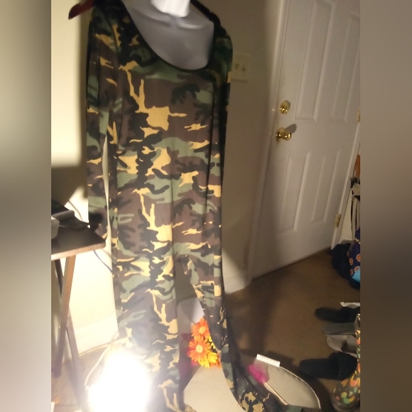 Camouflage Jumpsuit - i>r Style# NS127 - Picture 9 of 16